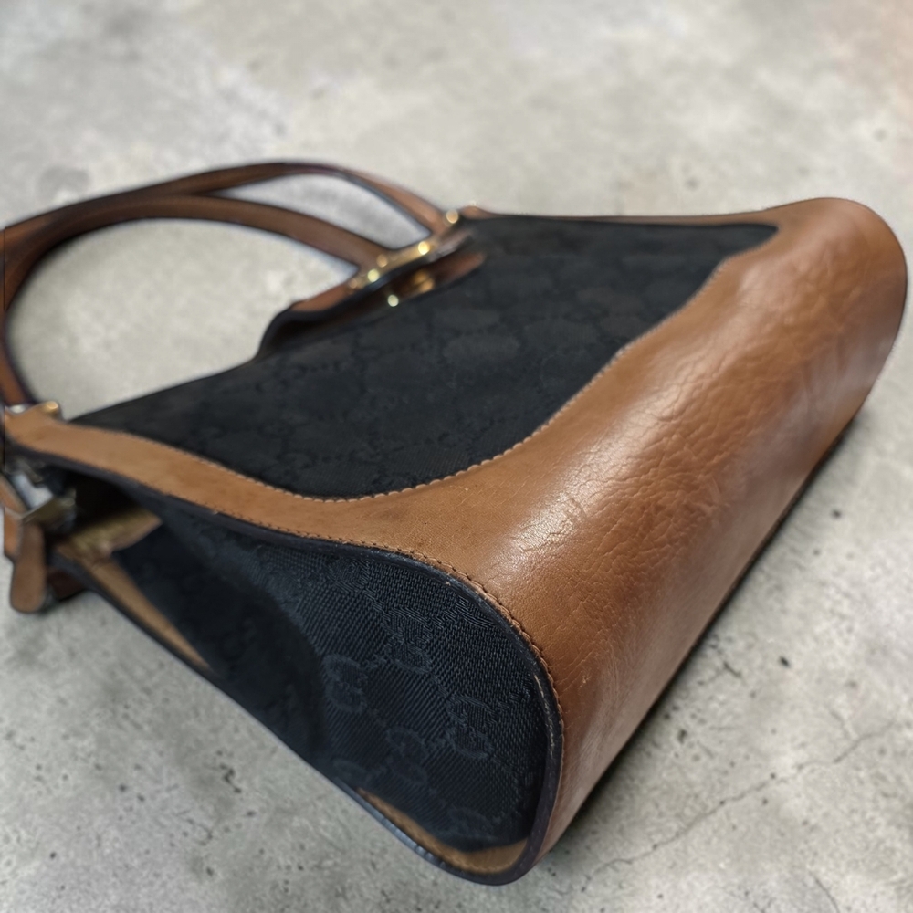 Gucci VTG Black Canvas Shoulder Bag with Brown Leather Trim And Free Bag Insert - Picture 9 of 13